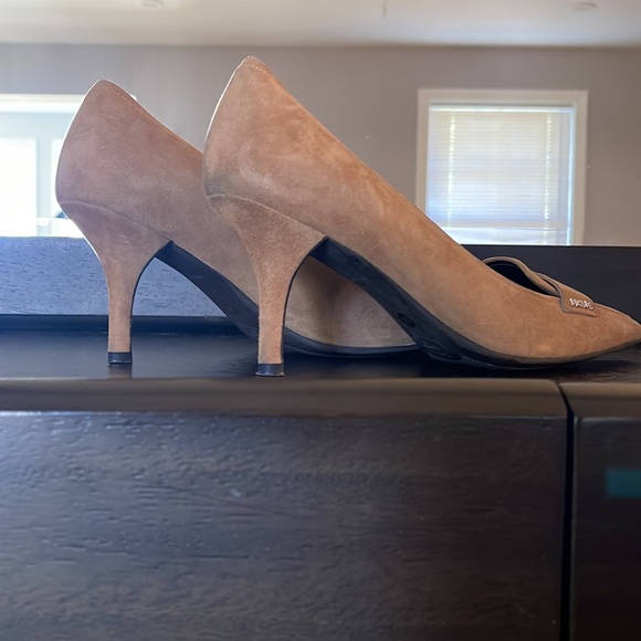 Suede Brown Prada kitten heel like new - Picture 5 of 7